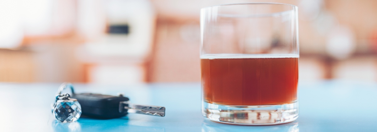 drink-drive limit car keys and alcoholic drink