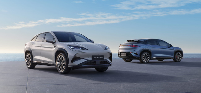 Front and rear angles of the BYD Sealion SUV