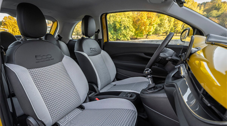 2025 Fiat 500 Hybrid Interior