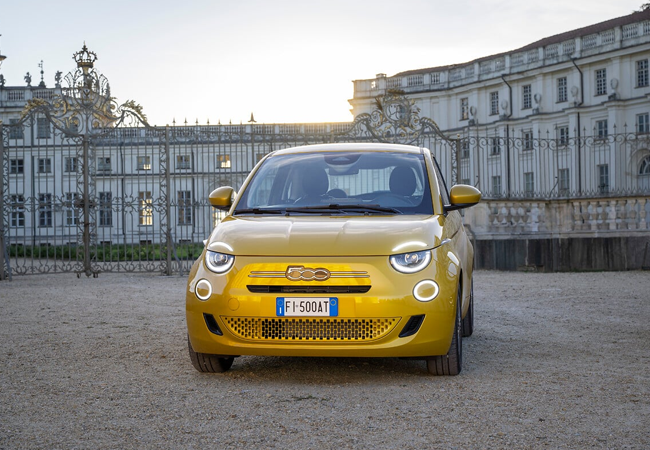 2025 Fiat 500 Hybrid