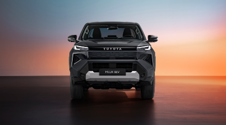 2026 Toyota Hilux Front Grille