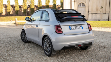 Convertible Fiat 500 Hybrid 2025