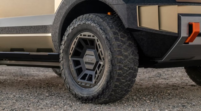 Close-up of the CRATER concept hexagonal wheels