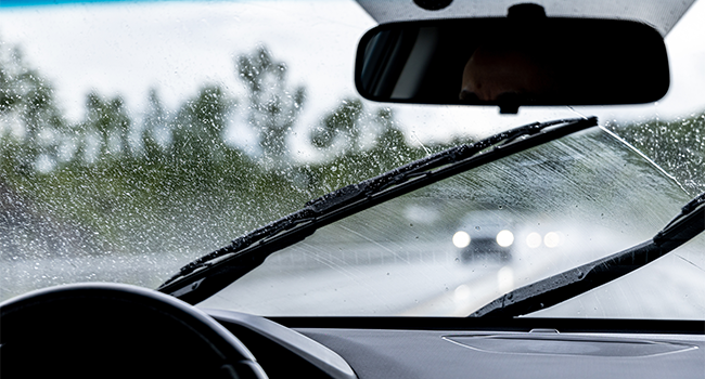wet weather driving tips