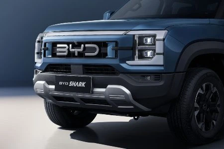 The front of the new BYD Shark pickup truck