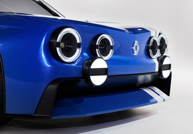 Angled front shot of the new Renault 8 Concept