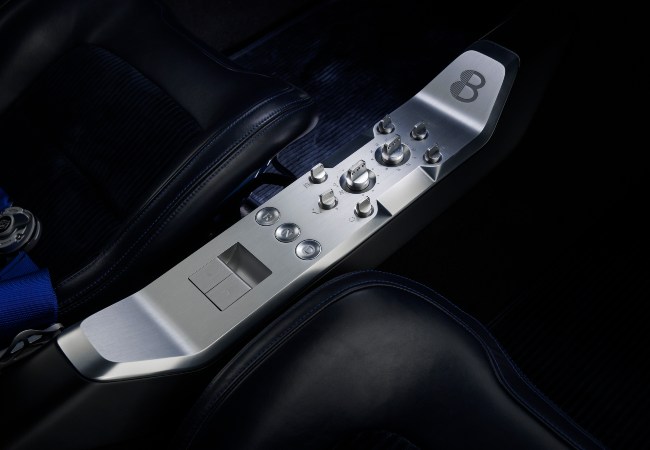Interior shot of the new Renault 9 Concept centre console
