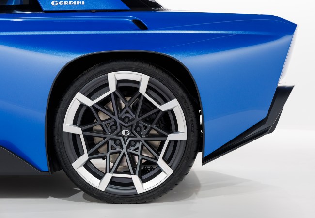 Wheel arch of Renault 8 Concept