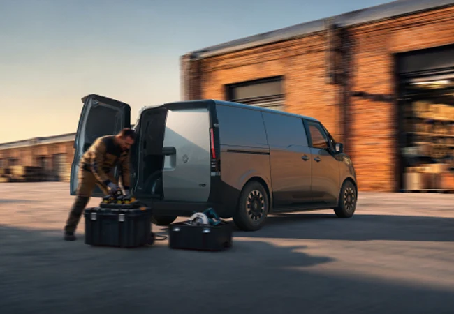 renault-trafic-rear